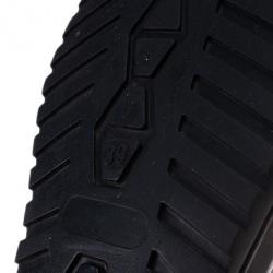 مملوكة مسبقًا Valentino Lace Print Rubber Rain Boots Size 39