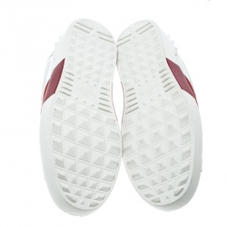 Pre Owned حذاء رياضي فالنتينو سليب اون تفاصيل مخطط جلد لونين مقاس 44