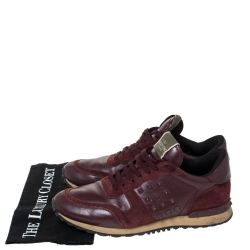Pre Owned Valentino Burgundy Leather and Suede Rockstud Sneakers Size 42