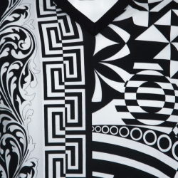Pre Owned Versace Monochrome Optical Illusion Print Cotton V-Neck T-Shirt L