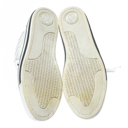 مملوكة مسبقًا  حذاء رياضي فيرساتشي بحافة مرتفعة ورباط جلد مجدول أبيض مقاس 42