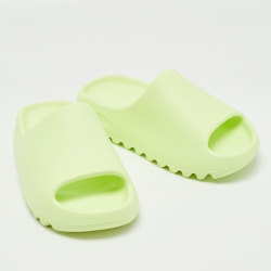 Yeezy x Adidas Neon Green Rubber Glow Green Slides Size 40.5