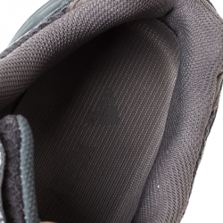 مملوكة مسبقًا Yeezy x Adidas Utility Grey Boost 700 Wave Runner Sneakers Size 42