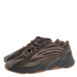 Pre Owned Yeezy x Adidas Grey Nubuck and Leather Boost 700 V2 Geode Sneakers Size 44.5