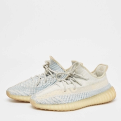 Pre Owned Yeezy x Adidas Light Blue/White Knit Fabric Boost 350 V2 Cloud White Sneakers Size 43 1/3