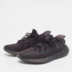 Pre Owned Yeezy x Adidas Black Knit Fabric and Mesh Boost 350 V2 Onyx Sneakers Size 43 1/3