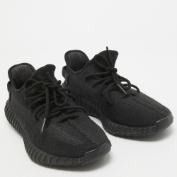 Pre Owned Yeezy x Adidas Black Knit Fabric Boost 350 V2 Onyx Sneakers Size 42