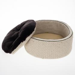 مملوكة مسبقًا Bottega Veneta Intrecciato Linen Dog Bed 