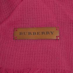 مملوكة مسبقًا Burberry Pink Cashmere Scarf