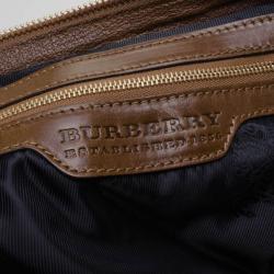 مملوكة مسبقًا Burberry Lowry Metal Stitch Tote