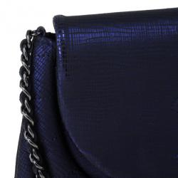 Pre Owned حقيبة شانيل هاف مون أرجوانية جلد براق بسلسلة