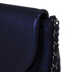 Pre Owned حقيبة شانيل هاف مون أرجوانية جلد براق بسلسلة