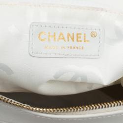 Pre Owned Chanel White Surpique Stitch Hobo