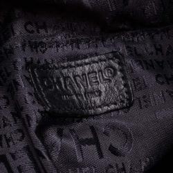 Pre Owned Chanel Black Leather Small Bucket Hobo