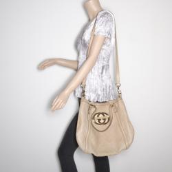 مملوكة مسبقًا Gucci Beige Running Guccissima Hobo 