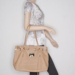 مملوكة مسبقًا Jimmy Choo Rhea Tote