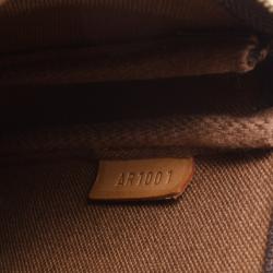 مملوكة مسبقًا Louis Vuitton Monogram Pochette Accessories Shoulder Bag 