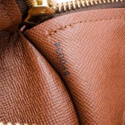 مملوكة مسبقًا Louis Vuitton Monogram Papillon 30 with Accessories Pouch
