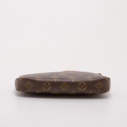 Pre Owned Louis Vuitton Monogram Pochette Accessories Shoulder Bag