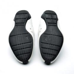 Pre Owned Louis Vuitton Black and White Sneakers size 43.5