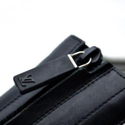 Pre Owned Louis Vuitton Black and White Sneakers size 43.5