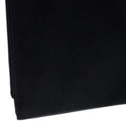 مملوكة مسبقًا Prada Black Satin Clutch