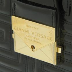 مملوكة مسبقًا Versace Quilted Snap Out of It Bag