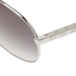 مملوكة مسبقًا نظارات شمسية لوي فيتون آتيتيود بيلوت أفياتورز للجنسين فضية