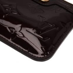 مملوكة مسبقًا Louis Vuitton Amarante Monogram Vernis Key Pouch