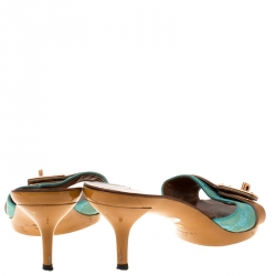 Pre Owned Gucci Brown/Blue GG Canvas and Leather Turnlock Detail Slides Sandals Size 36