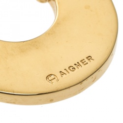 Pre Owned Aigner Crystal Gold Tone Pendant / Charm