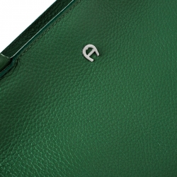 Pre Owned Aigner Green Leather Tote