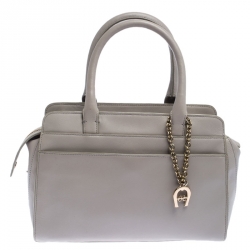 مملوكة مسبقًا Aigner Light Grey Leather Turnlock Shoulder Bag