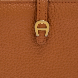 مملوكة مسبقًا Aigner Orange Leather Compact Wallet