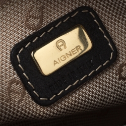 Pre Owned Aigner Black Leather Cavallina Top Handle Bag