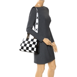 Pre Owned Aigner Black/White Checkered Leather Medium Satchel