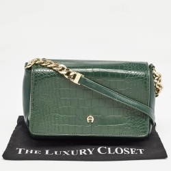 Pre Owned Aigner Green Croc Embossed Leather Logo Flap Shoulder Bag