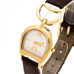 Pre Owned Aigner Mother of Pearl Yellow Gold Plated Stainless Steel Arte A32200 Women's Wristwatch 26 mm