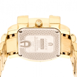 Pre Owned Aigner White Mother of Pearl Gold Plated Stainless Steel Diamonds Genua Due A31600 Women's Wristwatch 31 mm