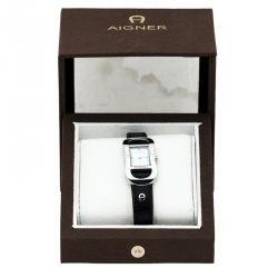 Pre Owned Aigner Mother of Pearl Stainless Steel Cesena A53200 Women's Wristwatch 23 mm