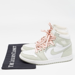 Pre Owned Air Jordans Green/White Leather Jordan 1 Retro High OG Seafoam Sneakers Size 38