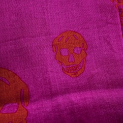 Pre Owned Alexander McQueen Pink Skull Print Fringed Edge Scarf