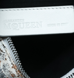 Pre Owned Alexander McQueen White Printed Satin Medium De Manta Clutch