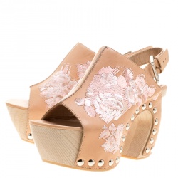 Pre Owned Alexander McQueen Peach Leather Embroidered Slingback Wooden Clogs Size 39