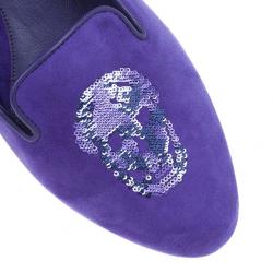 مملوكة مسبقًا Alexander McQueen Purple Velvet Sequin Skull Smoking Slippers Size 39.5