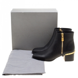 Pre Owned Alexander McQueen Black Spike Trim Leather Double Zipper Ankle Boots Size 39