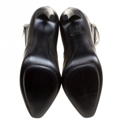 Pre Owned Alexander McQueen Black Leather Eyelet Detail Ankle Boots Size 38.5
