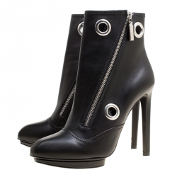 Pre Owned Alexander McQueen Black Leather Eyelet Detail Ankle Boots Size 38.5