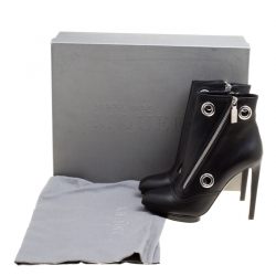 Pre Owned Alexander McQueen Black Leather Eyelet Detail Ankle Boots Size 38.5