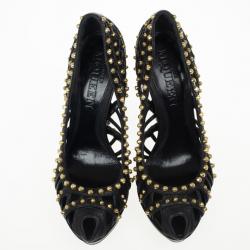 مملوكة مسبقًا Alexander McQueen Black Cutout Studded Pumps Size 40 